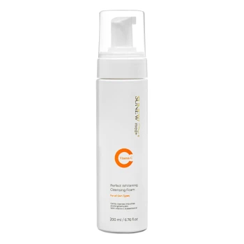 Pianki do mycia twarzy Aktywna pianka do mycia twarzy i oczu 200 ml