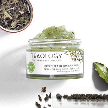 Peeling do twarzy Green Tea Detox Face Scrub detoksykujący peeling do twarzy z zieloną herbatą 50 ml