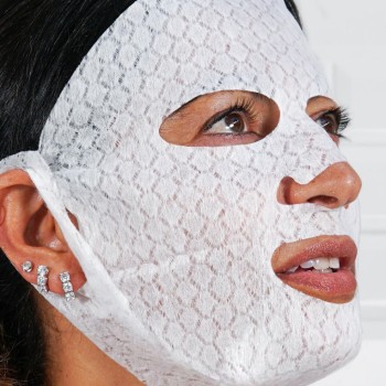 Maseczka do twarzy White Tea Peptide Mask przeciwstarzeniowa maska w płacie do twarzy z białą herbatą 21 ml