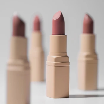 Pomadki do ust Creamy Soft 4,4 g