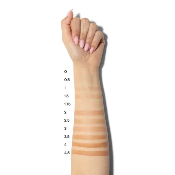 Podkłady do twarzy Long Cover Fluid 30 ml