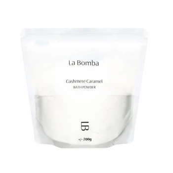 Sole do kąpieli Cashmere Caramel Bath Powder 700 g