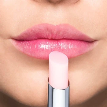 Balsamy do ust Color Booster Lip Balm 3 g