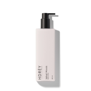 Balsamy do ciała Velvet Woods Body Lotion 400 ml