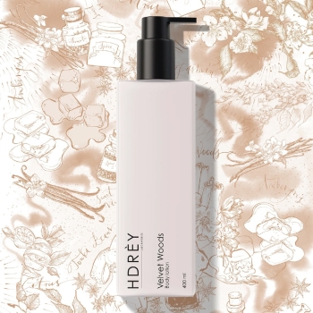 Balsamy do ciała Velvet Woods Body Lotion 400 ml