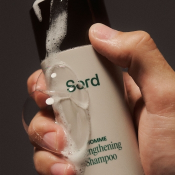 Szampony do włosów Strengthening Shampoo Cedarwood 200 ml