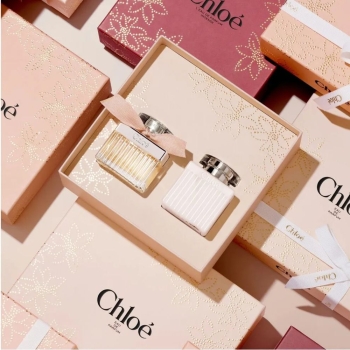 Zestaw prezentowy dla niej Signature Eau de Parfum Gift Set 