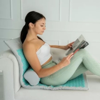 Maty do akupresury Akumata długa mata do akupresury z poduszką czarno - miętowa szaro - miętowa