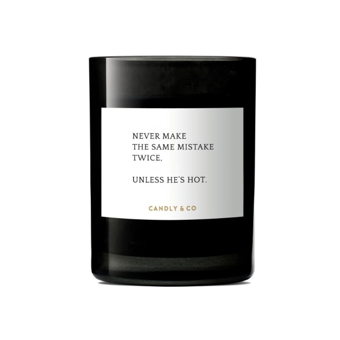 Świece zapachowe Candle Never Make The Same Mistake No. 2 250 g | Aelia Duty Free Świece zapachowe Candle Never Make The Same Mistake No. 2 250 g