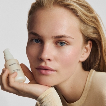 Serum do twarzy Iluminating Face Serum 30 ml