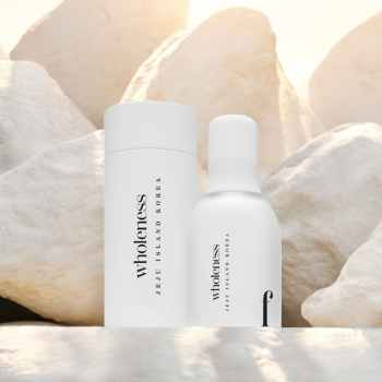 Serum do twarzy Blooming Silence Camellia Glow Serum 30 ml