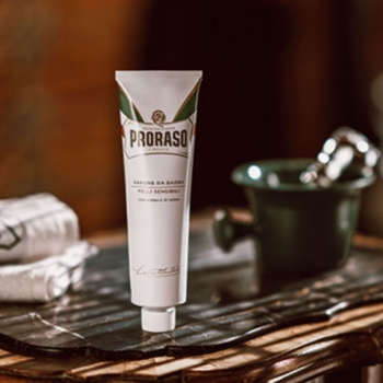 Żele do golenia Shaving Cream Tube Sensitive Green Tea 150 ml