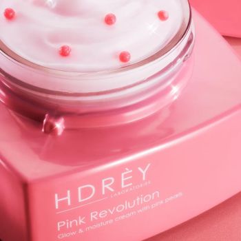 Kremy na dzień Rozświetlający krem na dzień Pink Revolution 50 ml