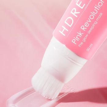 Maseczki w kremie Nawilżająco-rozśwetlająca maska na noc Pink Revolution 50 ml