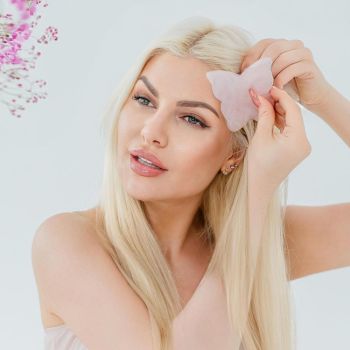 Akcesoria do masażu twarzy Płytka Motylek do masażu twarzy Gua Sha z Kwarcu Różowego 