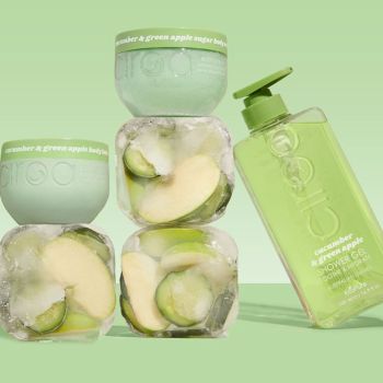 Peelingi do ciała Cucumber & Green Apple Body Scrub 350 g