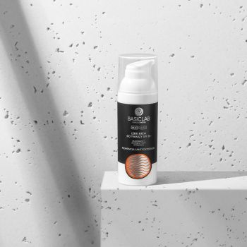 Kremy do twarzy Masculis Lekki krem do twarzy SPF 30,3% witaminy C,2% prebiotyków, witamina E Prewencja i antyoksydacja 50 ml