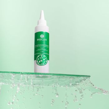 Pielęgnacja włosów i skóry głowy Seboregulujący peeling do tłustej i wrażliwej skóry głowy, 5% ficyny, 3% BHA, tripeptyd złuszczający, glukozyd kwasu rozmarynowego, Normalizacja i Odblokowanie 150 ml