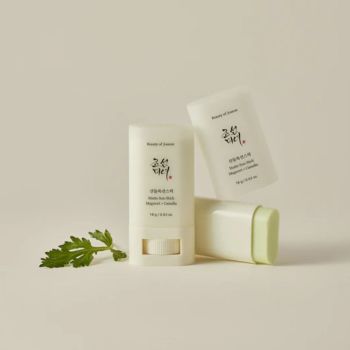 Kremy na dzień Matte Sun Stick Mugwort + Camelia SPF 50+ 18 g