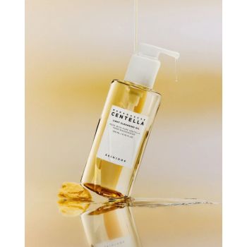 Olejki do demakijażu Madagascar Centella Light Cleansing Oil 200 ml
