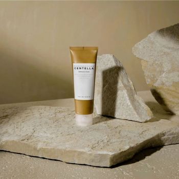 Pianki do mycia twarzy Madagascar Centella Ampoule Foam 125 ml