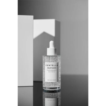 Serum do twarzy Magadascar Centella Tone Brightening Capsule Ampoule 100 ml