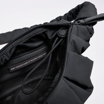 Torby Pleat Moon Bag Small Black 