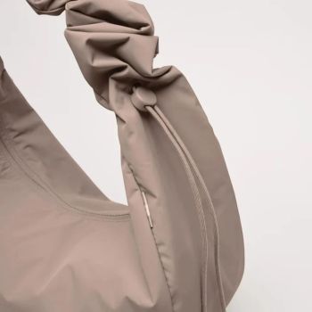 Torby Moon Bag Ruffle Oyster 