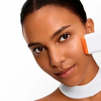 Kremy na dzień UV Expert Supra Screen Invisible Sun Stick SPF 50 18 g