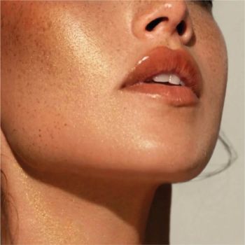 Mgiełki do twarzy Gold Skin Illuminating Mist 120 ml